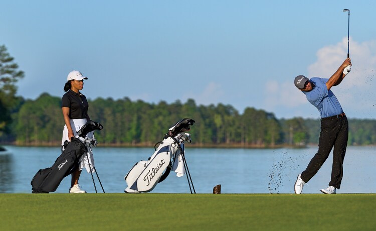 Titleist Golf Bags